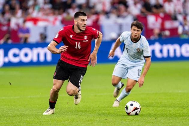 GER, Euro 2024, Group F, Georgia GEO vs Portugal PRT 26 06 2024, Veltins Arena Arena AufSchalke , Gelsenkirchen, GER, Euro 2024, Group F, Georgia GEO vs Portugal PRT In the picture Lochoshvili Luka Georgia Georgia GEO, 14 single action full body full body ball on foot nordphotoxGmbHxx xChristianxSchulze nph000300