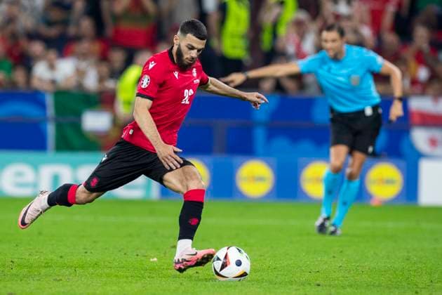 UEFA EURO 2024 Georgia Portugal 26 06 2024 Georges Mikautadze Georgia, 22 scores 2-0 from the penalty spot UEFA EURO 2024 Georgia Portugal Arena AufSchalke, Gelsenkirchen, 26 06 2024 Copyright: xBEAUTIFULxSPORTS Meuselx