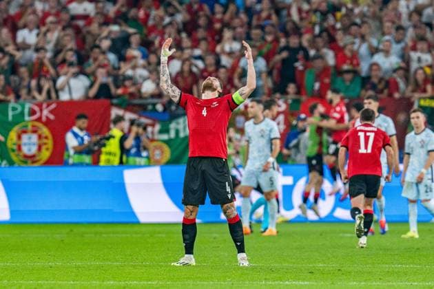 Guram Kashia Georgia, 4 after scoring 2-0 from Georges Mikautadzes penalty Georgia, 22 Georgia vs Portugal, Men, Football, Matchday 3, EURO 2024, 26 06 2024, European Championship, Group F Georgia vs Portugal, Men, Football, Matchday 3, EURO 2024, 26 06 2024, European Championship, Group F Gelsenkirchen Copyright: xEibner-Pressefoto BahhoxKarax EP_GEO