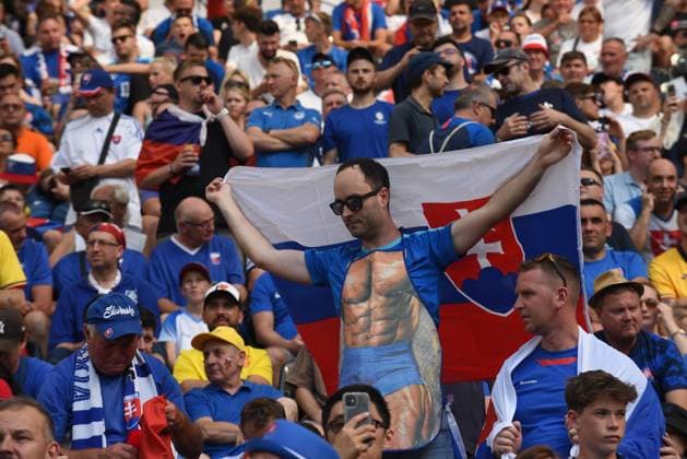 26 06 2024 Arena Frankfurt Stadium Football European Championship 2024 UEFA EURO 2024 Romania Slovakia Slovakian fan in muscle suit