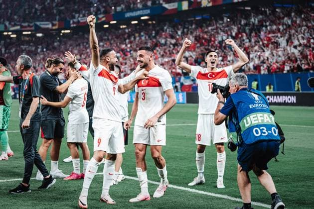 Soccer Men UEFA European Football Championship 2024 Group F Czech Republic vs Turkey 26 06 2024 v l Cenk Tosun 9, Turkey , Merih Demiral 3, Turkey , and Mert Müldür 18, Turkey celebrate the victory Berlin Olympiastadion Berlin Germany