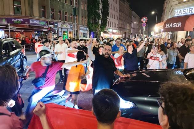 Berlin, Germany, 26 06 2024 Kreuzberg European Football Championship 2024, Group F, Turkey Czech Republic Turks celebrate their teams victory and their place in the round of 16 Copyright: xdtsxNachrichtenagenturx dts_41895