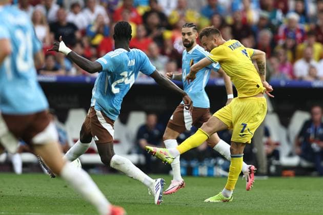 Andriy Yarmolenko (Ukraine)Amadou Onana (Belgium) during the UEFA EURO, EM, Europameisterschaft,Fussball Germany 2024 match between Ukraine 0-0 Belgium at Stuttgart Arena on June 26, 2024 in Stuttgart, Germany. Noxthirdxpartyxsales  (257799921)