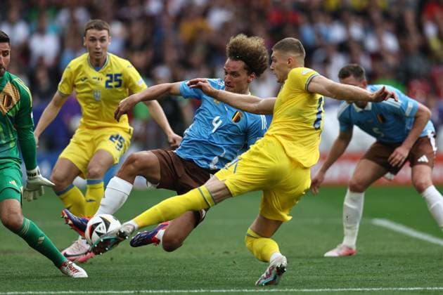 Artem Dovbyk (Ukraine)Wout Faes (Belgium)Koen Casteels (Belgium) during the UEFA EURO, EM, Europameisterschaft,Fussball Germany 2024 match between Ukraine 0-0 Belgium at Stuttgart Arena on June 26, 2024 in Stuttgart, Germany. Noxthirdxpartyxsales  (257799933)