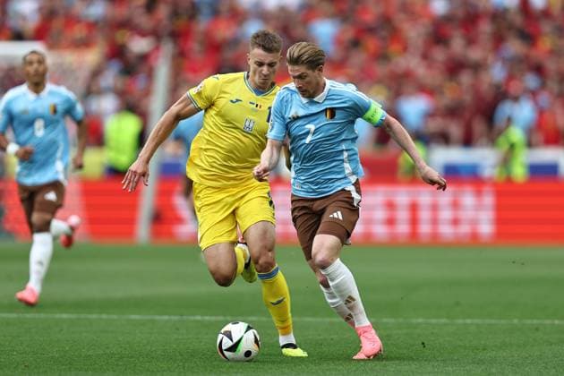 Kevin De Bruyne (Belgium)Volodymyr Brazhko (Ukraine) during the UEFA EURO, EM, Europameisterschaft,Fussball Germany 2024 match between Ukraine 0-0 Belgium at Stuttgart Arena on June 26, 2024 in Stuttgart, Germany. Noxthirdxpartyxsales  (257800125)