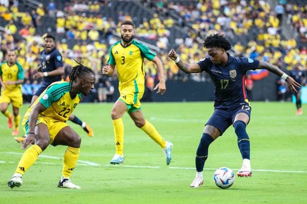 June 26, 2024: Ecuador defender Angelo Preciado (17) controls the ball during the CONMEBOL Copa America Group B Stage match at Allegiant Stadium between Ecuador and Jamaica on June 26, 2024 in Las Vegas, NV. CSM. Las Vegas United States of America - ZUMAc04_ 20240626_zma_c04_069 Copyright: xChristopherxTrimx