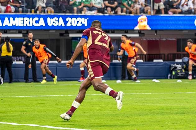 Salomon Rondon of Venezuela celebrates after scoring a penalty during the Copa America 2024 CONMEBOL group stage game between Venezuela and Mexico at Estadio SoFi in Los Angeles, California. (Richard Callis SPP) Copyright: xRichardxCallis SPPx spp-en-RiCa-richiecallis240624-1030136