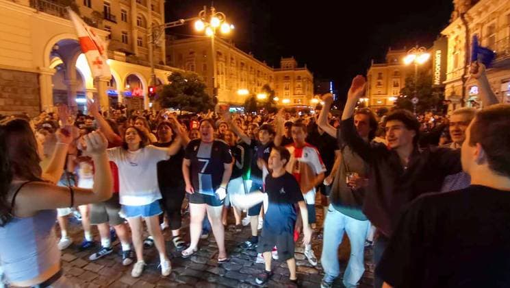GEORGIA, TBILISI - JUNE 27, 2024: Football fans celebrate Georgiaâ€™s victory over Portugal in their UEFA EURO, EM, Europameisterschaft,Fussball 2024 Group F match. Georgiaâ€™s national team, Nationalteam won 2-0 to secure qualification to the knockout stages of the tournament. Inna Kukudzhanova TASS  0701935807st