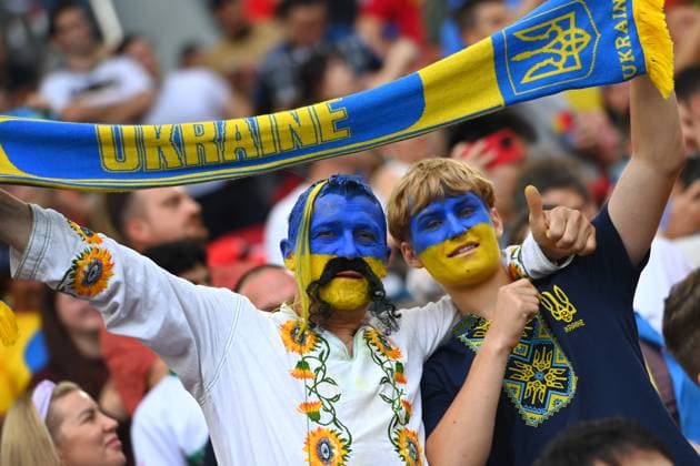 male Ukrainian fans, football fans, men group stage GroupE Ukraine UA Belgium BEL 0 0 on 26 06 2024, Stuttgart Arena football UEFA EURO 2024 GERMANY from 14 06 2024 14 07 2024