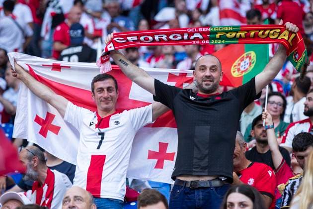 UEFA EURO 2024 Georgia Portugal 26 06 2024 Georgian fans before kick-off UEFA EURO 2024 Georgia Portugal Arena AufSchalke, Gelsenkirchen, on 26 06 2024 Copyright: xBEAUTIFULxSPORTS Meuselx
