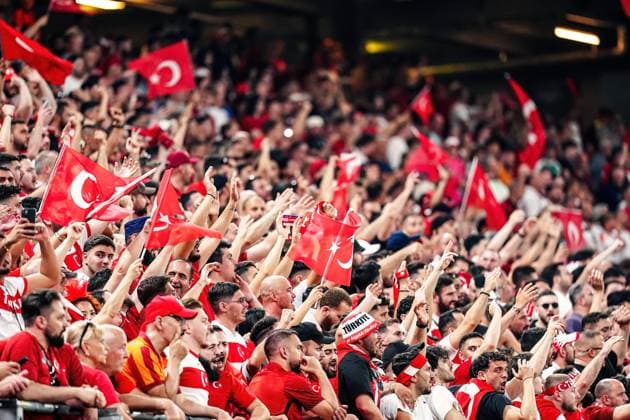 Fans of Turkey GER, Czech Republic vs Turkey, European Football Championship, UEFA Euro 2024, Matchday 3, 26 06 2024 GER, Czech Republic vs Turkey, European Football Championship, UEFA Euro 2024, Matchday 3, 26 06 2024 Hamburg Copyright: xEibner-Pressefoto MarcelxvonxFehrnx EP_MFN