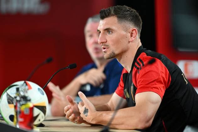 Belgium Media Activities - UEFA EURO, EM, Europameisterschaft,Fussball 2024 27 06 2024 FREIBERG AM NECKA, GERMANY - JUNE 27 : Meunier Thomas defender of Belgium talking to the press during a press conference, PK, Pressekonferenz of the Belgian Red Devils at the UEFA EURO 2024 European Football Championship tournament on June 27, 2024 in Freiberg am Necka, Germany, 27 06 2024 Freiberg am Necka Germany  Copyright: xVincentxKalutx
