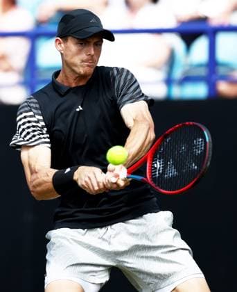 Billy Harris of Great Britain in action during their Quarter Final match. Rothesay International Eastbourne, Day 5, Tennis, Devonshire Park, Eastbourne, UK - 27 June 2024  Copyright: xJamesxMarsh Shutterstockx 14555505f