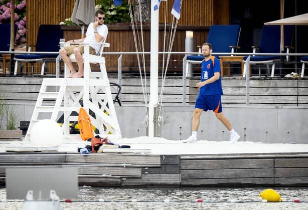 EURO 2024, Netherlands national team, cooling off in the pool