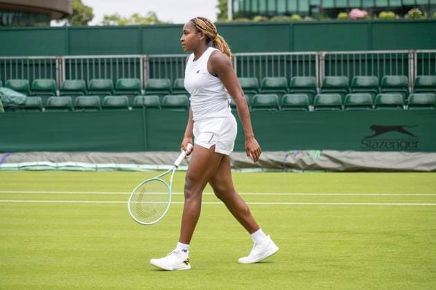 US tennis player Coco Gauff practices before the start of the Wimbledon Tennis Championships held at the All England Lawn Tennis & Croquet Club Featuring: Coca Gauff Where: London, United Kingdom When: 27 Jun 2024 Credit: Ray Tang Cover Images **STRICTLY EDITORIAL USE ONLY** EDITORIAL USE ONLY. RESTRICTED TO NEWSPAPERS BASED IN THE UK Copyright: xx coverimg53889843