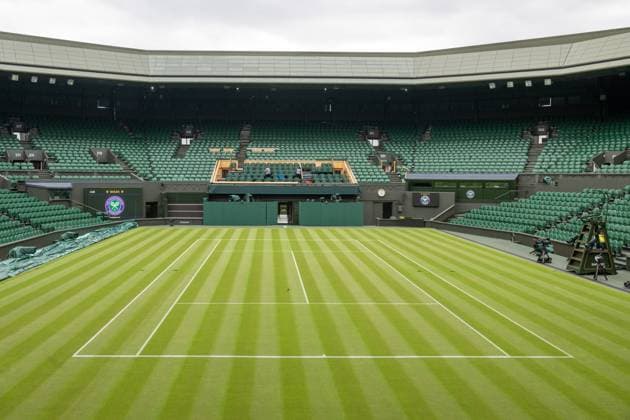 A view of the centre court before the start of the Wimbledon Tennis Championships held at the All England Lawn Tennis & Croquet Club Featuring: Centre court Where: London, United Kingdom When: 27 Jun 2024 Credit: Ray Tang Cover Images **STRICTLY EDITORIAL USE ONLY** EDITORIAL USE ONLY. RESTRICTED TO NEWSPAPERS BASED IN THE UK Copyright: xx coverimg53889848