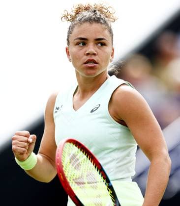Jasmine Paolini of Italy during their Quarter Final match. Rothesay International Eastbourne, Day 5, Tennis, Devonshire Park, Eastbourne, UK - 27 June 2024  Copyright: xJamesxMarsh Shutterstockx 14555505ak