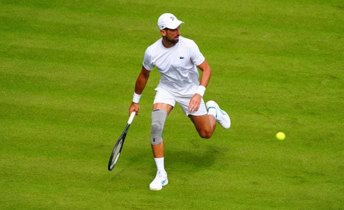 Novak Djokovic practices on Centre Court wearing a knee support Wimbledon Tennis Championships, Practice and Previews, The All England Lawn Tennis and Croquet Club, London, UK - 27 Jun 2024  Copyright: xJavierxGarcia Shutterstockx 14560174u