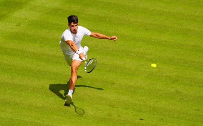 Carlos Alcaraz practices on Centre Court Wimbledon Tennis Championships, Practice and Previews, The All England Lawn Tennis and Croquet Club, London, UK - 27 Jun 2024  Copyright: xJavierxGarcia Shutterstockx 14560174at