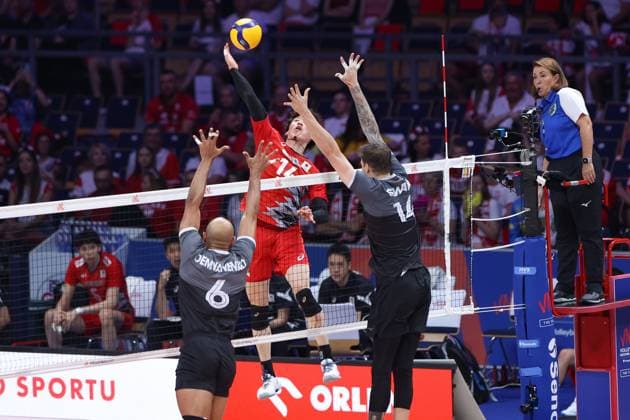 LODZ 27.06.2024 SIATKOWKA MEZCZYZN LIGA NARODOW 2024 TURNIEJ FINALOWY - CWIERCFINAL: JAPONIA - KANADA --- MENS VOLLEYBALL NATIONS LEAGUE 2024 FINAL ROUND - QUARTERFINAL MATCH IN LODZ: : JAPAN - CANADA N Z YUKI ISHIKAWA FOT. ANNA KLEPACZKO FOTOPYK NEWSPIX.PL --- Newspix.pl  240627LUM037