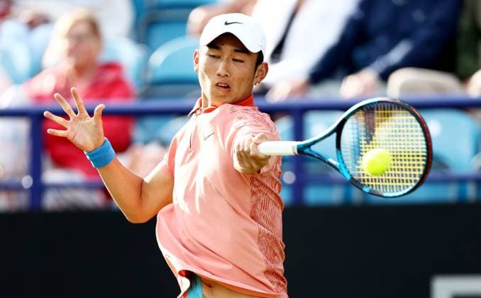 Juncheng Shang of China in action during their Quarter Final match. Rothesay International Eastbourne, Day 5, Tennis, Devonshire Park, Eastbourne, UK - 27 June 2024  Copyright: xJamesxMarsh Shutterstockx 14555505dl