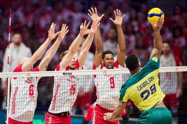 27.06.2024 LODZ, ATLAS ARENA SIATKOWKA MEZCZYZN (VOLLEYBALL) FIVB LIGA NARODOW W SIATKOWCE MEZCZYZN ( FIVB MEN™S VOLLEYBALL NATIONS LEAGUE 2024 MECZ (GAME) POLSKA - BRAZYLIA ( POLAND - BRASIL) NZ. BARTOSZ KUREK. JAKUB KOCHANOWSKI WILFREDO LEON VENERO FOTO RADOSLAW JOZWIAK CYFRASPORT NEWSPIX.PL --- Newspix.pl  RA2_8923