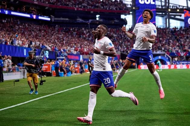 RECORD DATE NOT STATED Copa America USA 2024 Panama vs United States Folarin Balogun celebrates his goal 0-1 of United States during the CONMEBOL Copa America 2024 group C match between Panama and United States (USA), at Mercedes Benz Stadium, on June 27, 2024 in Atlanta, Georgia, United States. ATLANTA GEORGIA UNITED STATES  Copyright: xJosexLuisxMelgarejox 20240627174003_CA_GC_2024_PAN_USA_BALOGUN106