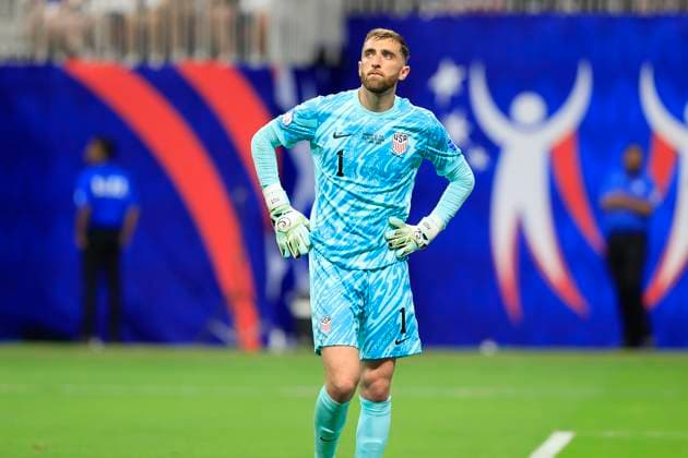 ATLANTA, GA - JUNE 27: United States goalkeeper Matt Turner (1) reacts after a collision with Panama defender Cesar Blackman (not seen) during the Thursday evening soccer game between the USA and Panama on June 27, 2024 at the Mercedes-Benz Stadium in Atlanta, Georgia. (Photo by David J. Griffin Icon Sportswire) SOCCER: JUN 27 CONMEBOL Copa America - Panama vs United States EDITORIAL USE ONLY Icon9532406271307