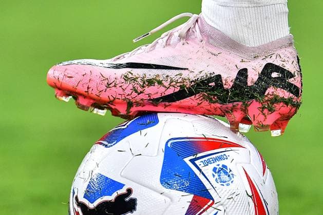 RECORD DATE NOT STATED Copa America USA 2024 Uruguay vs Bolivia Detail of Ball and Shoes of Uruguay Player during the CONMEBOL Copa America 2024 group C match between Uruguay and Bolivia, at MetLife Stadium, on June 27, 2024 in East Rutherford, New Jersey, United States. EAST RUTHERFORD NEW JERSEY UNITED STATES  Copyright: xAdrianxMaciasx 20240627212733_CA_GC_2024_URU_BOL_BALL48