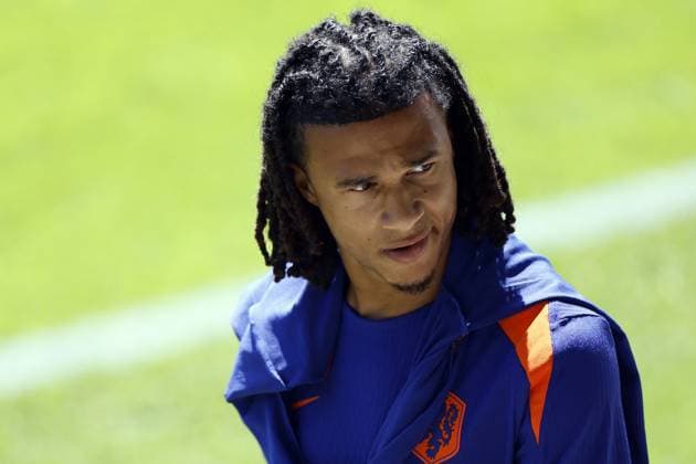 WOLFSBURG - Nathan Ake during a training session of the Dutch national team, Nationalteam at the AOK Stadium on June 28, 2024 in Wolfsburg, Germany. The Dutch national team is preparing for the eighth finals at the European Football Championship in Germany against Romania. ANP KOEN VAN WEEL UEFA EURO, EM, Europameisterschaft,Fussball 2024 Germany 2024 xVIxANPxSportx xxANPxIVx 502249617 originalFilename: 502249617.jpg