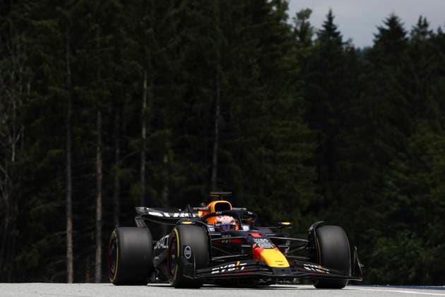 01 VERSTAPPEN Max (nld), Red Bull Racing RB20, action during the Formula 1 Qatar Airways Austrian Grand Prix 2024, 11th round of the 2024 Formula One World Championship, WM, Weltmeisterschaft from June 28 to 30, 2024 on the Red Bull Ring, in Spielberg, Austria - F1 - AUSTRIAN GRAND PRIX 2024 DPPI Panoramic  AV3_4360