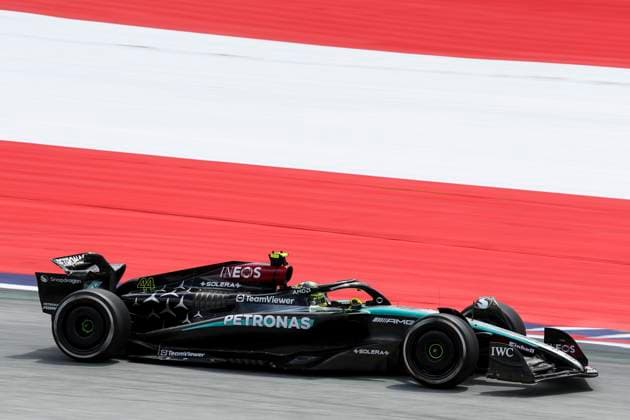44 HAMILTON Lewis (gbr), Mercedes AMG F1 Team W15, action during the Formula 1 Qatar Airways Austrian Grand Prix 2024, 11th round of the 2024 Formula One World Championship, WM, Weltmeisterschaft from June 28 to 30, 2024 on the Red Bull Ring, in Spielberg, Austria - F1 - AUSTRIAN GRAND PRIX 2024 DPPI Panoramic  AV3_4048