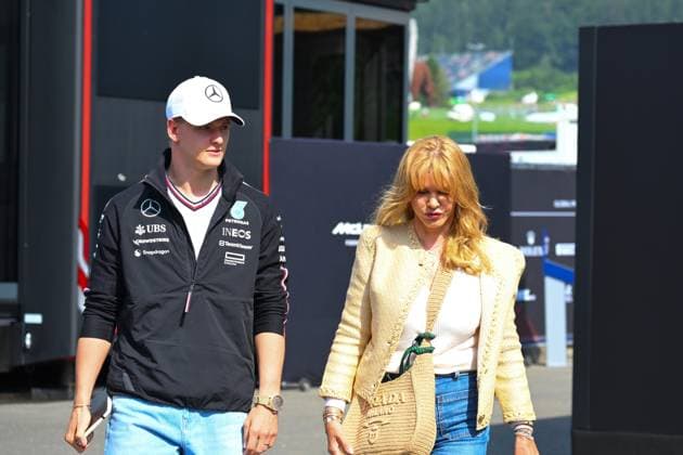 Austria: 48 Mick Schumacher (GBR) MERCEDES-AMG PETRONAS F1 TEAM and his mother Corinna Boesche (GER) wife of Michael Schumacher during the F1 QATAR AIRWAYS AUSTRIAN GRAND PRIX 2024 from 28 to 30 of june @FOTO RACINGPICTURE during Formula 1 Qatar Airways Austrian Grand Prix 2024 - Practice 1, Formula 1 Championship in Austria, Austria, June 28 2024 Formula 1 Championship - Formula 1 Qatar Airways Austrian Grand Prix 2024 - Practice 1  - ZUMAp169 20240628_zsa_p169_238 Copyright: xGiancarloxCattagni IPAxSportx