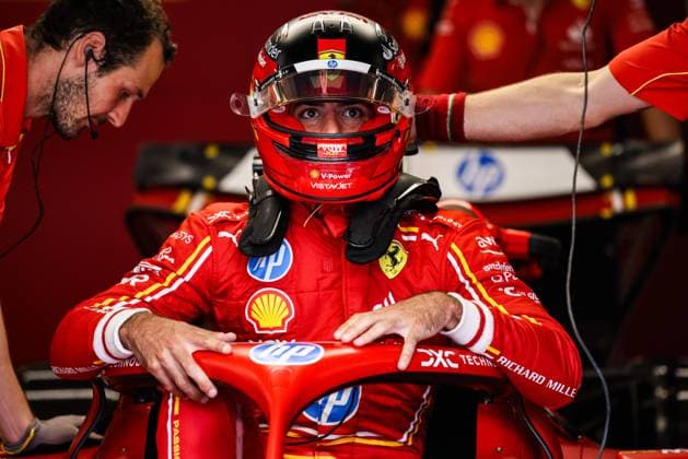 SAINZ Carlos (spa), Scuderia Ferrari SF-24, portrait during the Formula 1 Qatar Airways Austrian Grand Prix 2024, 11th round of the 2024 Formula One World Championship, WM, Weltmeisterschaft from June 28 to 30, 2024 on the Red Bull Ring, in Spielberg, Austria - F1 - AUSTRIAN GRAND PRIX 2024 DPPI Panoramic  240628_R11_AUSTRIA_DP_XB5_6847