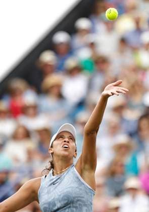 28th June 2024; Devonshire Park, Eastbourne, East Sussex, England: Rothesay International Eastbourne, Day 5, Madison Keys (USA) serves to Leylah Fernadez (CAN) in the womens singles semi-final match  ActionPlus12661193 HongboxChen