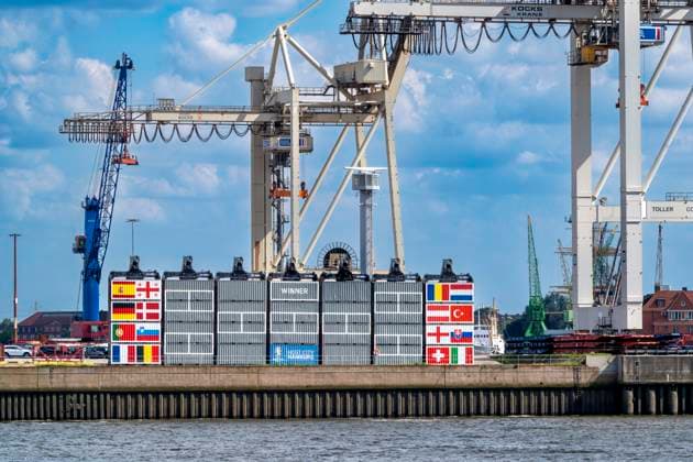 Largest tournament tree in the world New container installation at the Port of Hamburg heralds the knockout round of UEFA EURO 2024 28 06 24, Hamburg, UEFA European Championship, Football Â