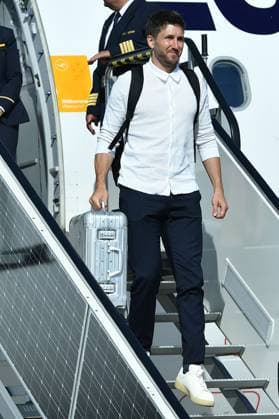 Dortmund Airport welcomes the German national team The German national team arriving at Dortmund Airport Benjamin Glück Assistant Coach Germany xRx