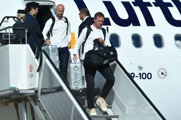 Dortmund Airport welcomes the German national team The German national team arriving at Dortmund Airport Julian Nagelsmann national coach xRx