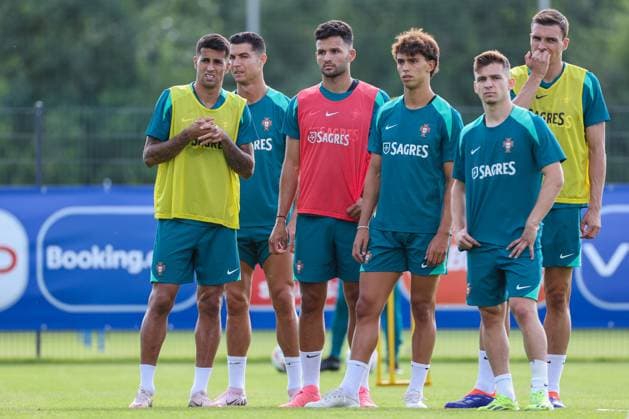 EM 2024 Portugal training in Marienfeld on 28 06 2024 Portugal players at training, including Joao Cancelo 20, Portugal , Joao Felix 11, Portugal MH
