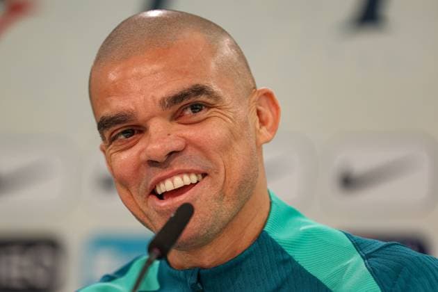 EM 2024 Portugal press conference with Pepe in Marienfeld 28 06 2024 Pepe 3, Portugal smiles at the press conference MH