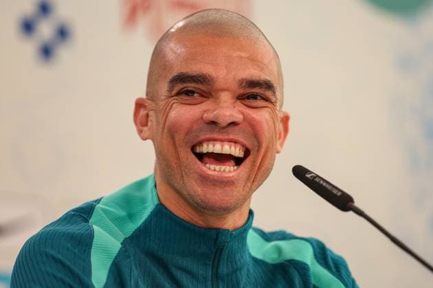 EM 2024 Portugal press conference with Pepe in Marienfeld 28 06 2024 Pepe 3, Portugal smiles at the press conference MH