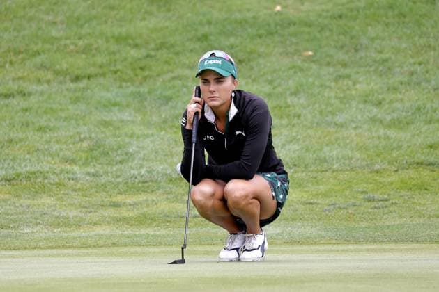 MIDLAND, MI - JUNE 28: LPGA, Golf Damen golfer Lexi Thompson lines up her putt on the 5th hole during the second round of the LPGA Dow Championship on June 28, 2024, at Midland Country Club in Midland, Michigan. (Photo by Brian Spurlock Icon Sportswire) GOLF: JUN 28 LPGA Dow Championship EDITORIAL USE ONLY Icon24062842