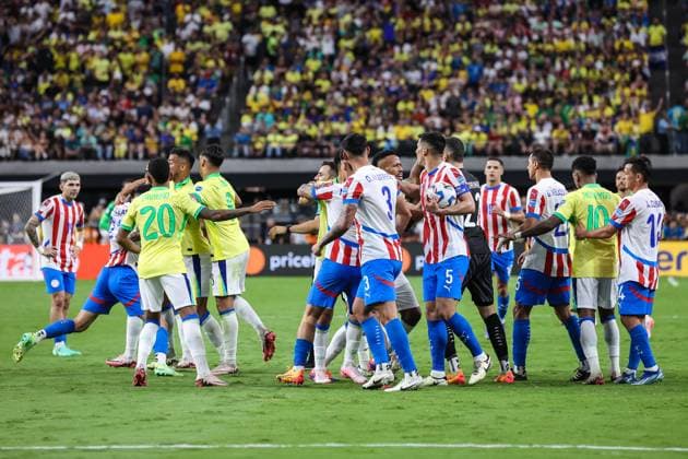 June 28, 2024: Players from both sides gather during the CONMEBOL Copa America Group D Stage match at Allegiant Stadium between Paraguay vs Brazil on June 28, 2024 in Las Vegas, NV. CSM. Las Vegas United States of America - ZUMAc04_ 20240628_zma_c04_029 Copyright: xChristopherxTrimx