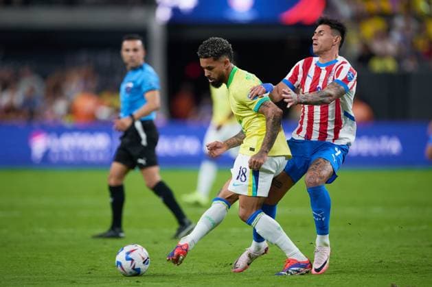 Football, Copa America, Paraguay - Brazil