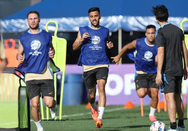 L to R Argentina s midfielder Alexis Mac Allister, forwards Nicolas Gonzalez and Lautaro Martinez take part in a training session ahead the match against Peru for the Copa America USA 2024, group A, at Florida International University FIU , on June 28, 2024 MIAMI UNITED STATES Copyright: xALEJANDROxPAGNIx