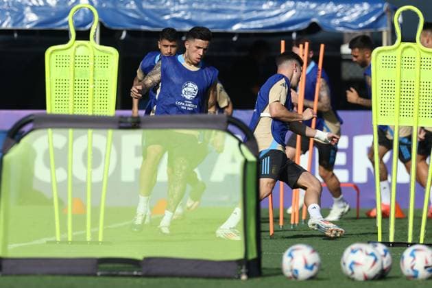Argentina s midfielder Enzo Fernandez C takes part in a training session ahead the match against Peru for the Copa America USA 2024, group A, at Florida International University FIU , on June 28, 2024 MIAMI UNITED STATES Copyright: xALEJANDROxPAGNIx