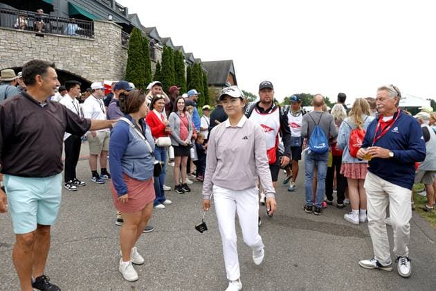 MIDLAND, MI - JUNE 28: LPGA, Golf Damen golfer Rose Zhang walks the 18th hole during the second round of the LPGA Dow Championship on June 28, 2024, at Midland Country Club in Midland, Michigan. (Photo by Brian Spurlock Icon Sportswire) GOLF: JUN 28 LPGA Dow Championship EDITORIAL USE ONLY Icon240628106
