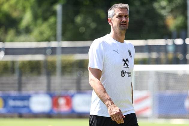 SOCCER - UEFA EURO, EM, Europameisterschaft,Fussball 2024 BERLIN,GERMANY,29.JUN.24 - SOCCER -UEFA EURO 2024, OEFB, Oesterreichischer Fussball-Bund, training. Image shows goal keeper coach Michael Gspurnig (AUT).  GEPAxpictures xArminxRauthner