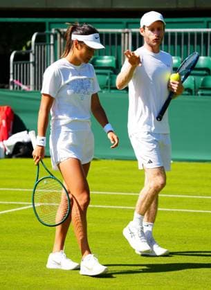 Emma Raducanu practices on Court 18 with coach Nick Cavaday Wimbledon Tennis Championships, Practice and Previews, The All England Lawn Tennis and Croquet Club, London, UK - 29 Jun 2024  Copyright: xJavierxGarcia Shutterstockx 14560180bk
