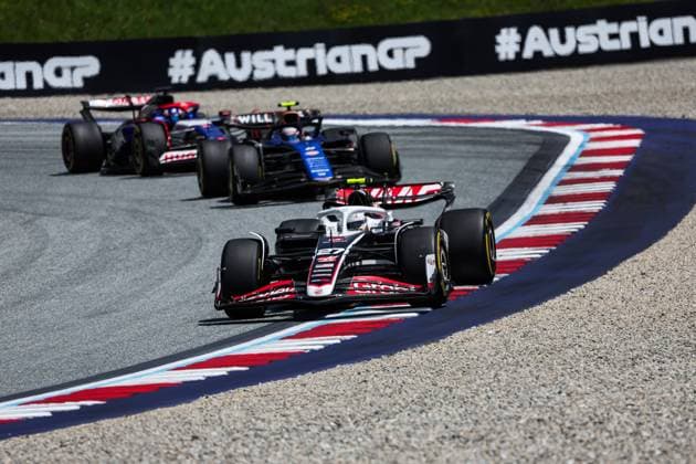 27 HULKENBERG Nico (ger), Haas F1 Team VF-24 Ferrari, action during the Formula 1 Qatar Airways Austrian Grand Prix 2024, 11th round of the 2024 Formula One World Championship, WM, Weltmeisterschaft from June 28 to 30, 2024 on the Red Bull Ring, in Spielberg, Austria - F1 - AUSTRIAN GRAND PRIX 2024 DPPI Panoramic  240629_R11_AUSTRIA_DP_FG008845